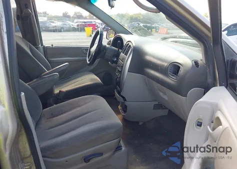 2005 Chrysler Town & Country Touring z USA, uszkodzony, nr VIN 2C4GP54L85R267878